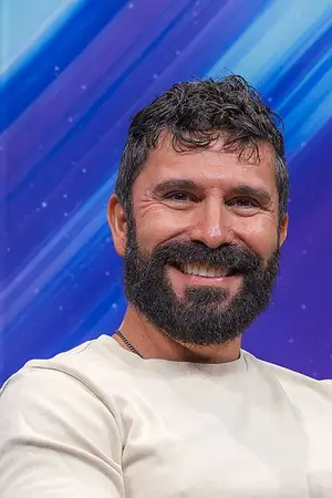 Luis Carazo
