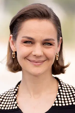 Луиза Хайер