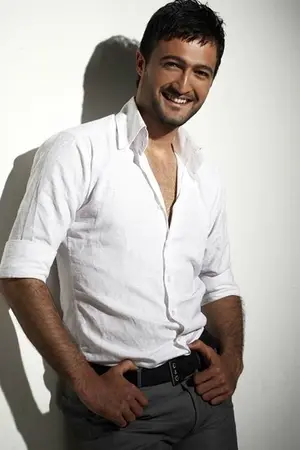 Fatih Ayhan