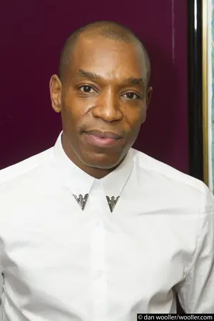 Syrus Lowe