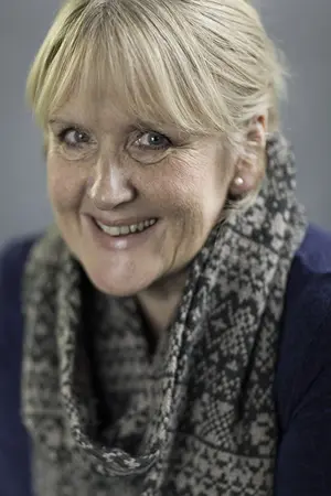 Joanna Hole