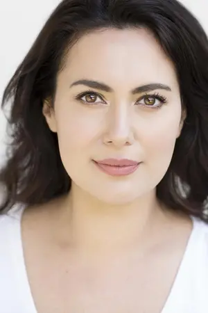 Yasmine Akram