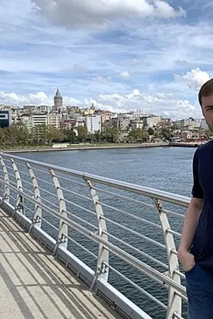 Руслан Мирзаев
