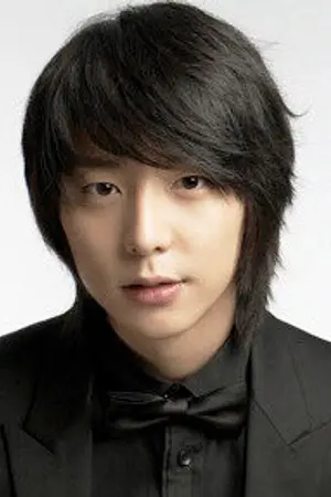 Hyun Woo