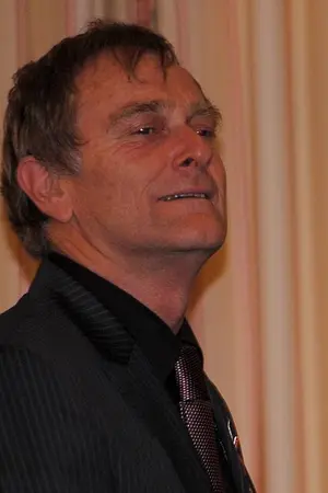 Stuart Devenie