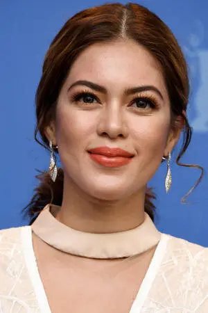 Shaina Magdayao