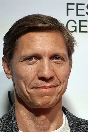 Валентин Даненс