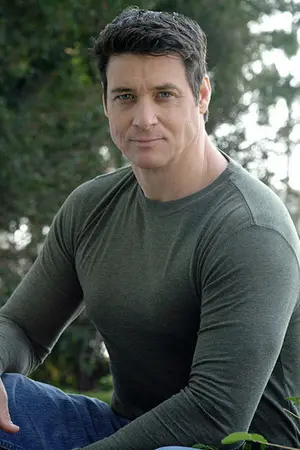 Bryan Genesse