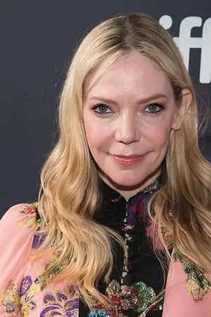 Riki Lindhome