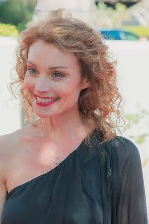 Lisa Brenner