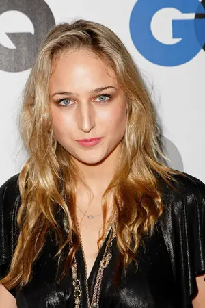 Leelee Sobieski