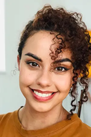 Nicole Castillo-Mavromatis