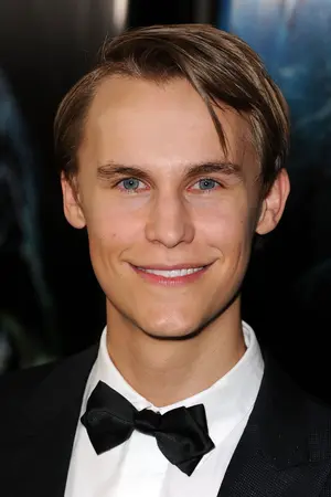 Rhys Wakefield