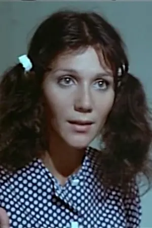 Laura Troschel