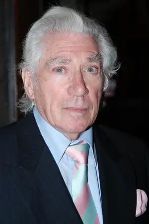 Frank Finlay