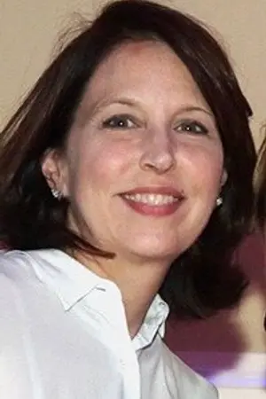 Moira Kirland