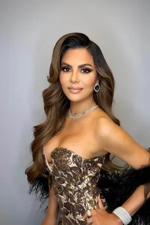 Adriana de Moura