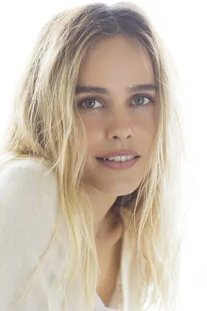 Isabel Lucas