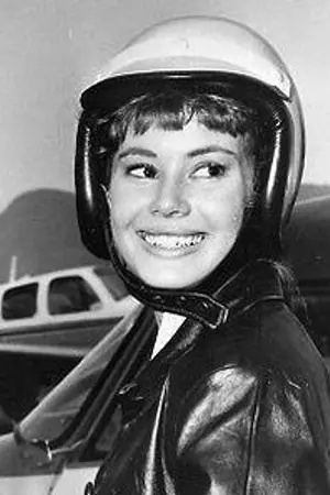 Roberta Shore