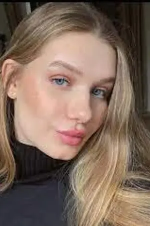 Jasmine Simin Berkiş