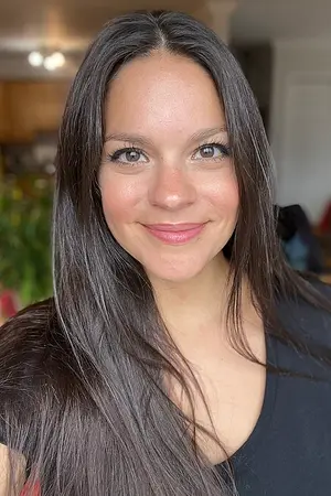 Ева Авила