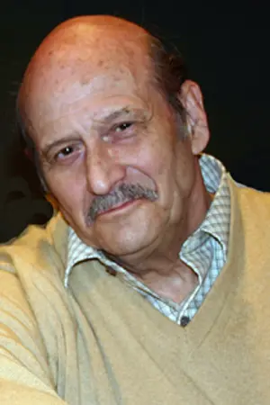 Agustín González