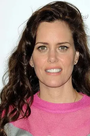 Ione Skye