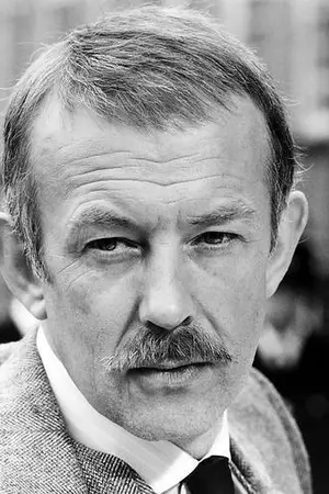 Roy Marsden