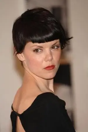 Sarah-Jane Potts