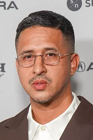 Walter Thompson-Hernández