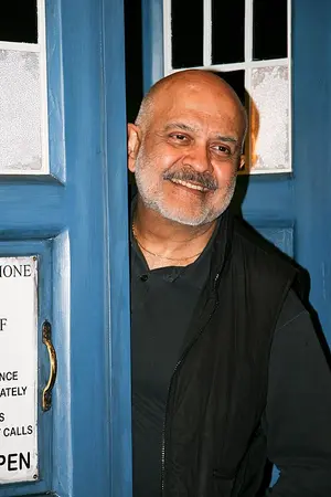 Waris Hussein