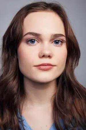 Oona Laurence