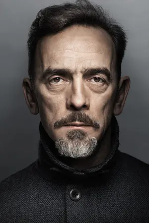 Adrian Schiller
