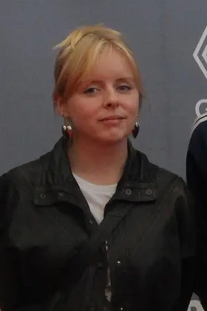Полина Серийс