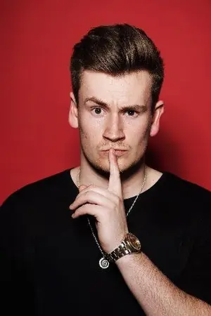 Oli White