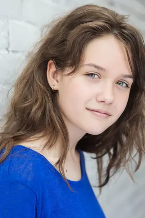 Julia Scarlett Dan