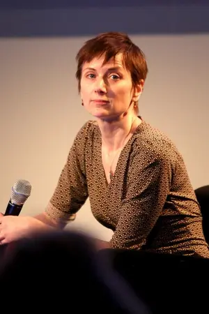 Dana Stevens