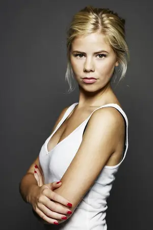 Julie Zangenberg