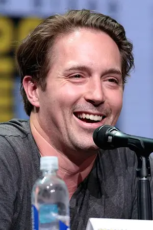 Beck Bennett