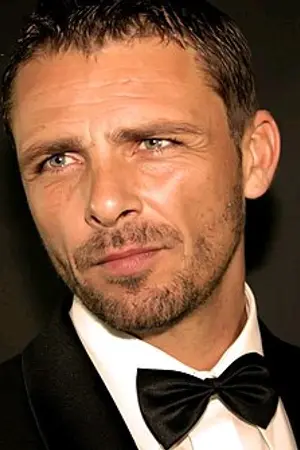 Luis Mottola