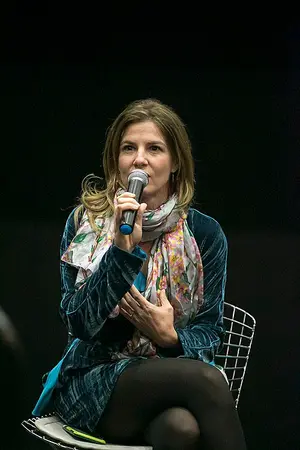 Эстела Реннер