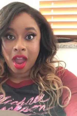 Phoebe Robinson