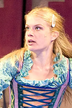 Alina Tomnikov