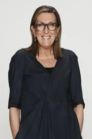 Robyn Holt