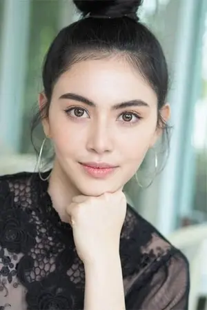 Davika Hoorne