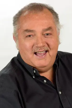 José Lavat