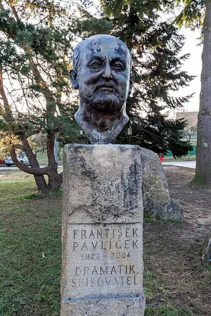 František Pavliček