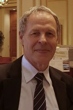 Linden MacIntyre