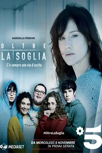 Oltre la soglia (2019)