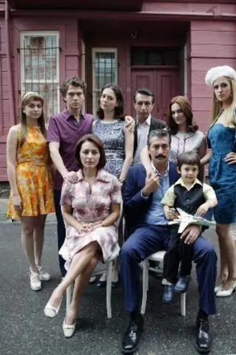 Öyle Bir Geçer Zaman ki (2010)